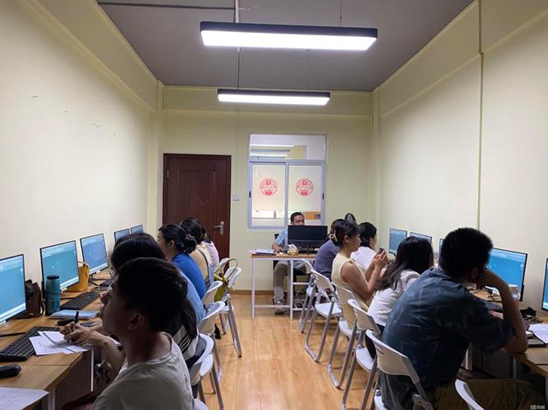深圳软件定制开发：为企业创新插上翅膀